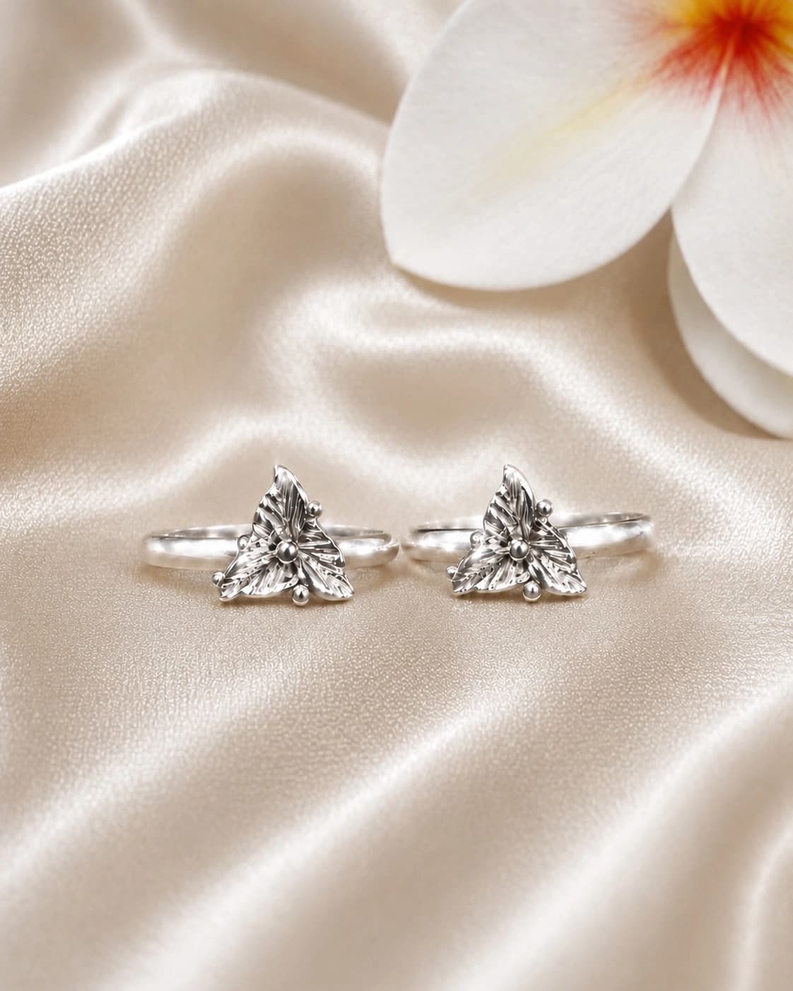 Flower Toe Ring